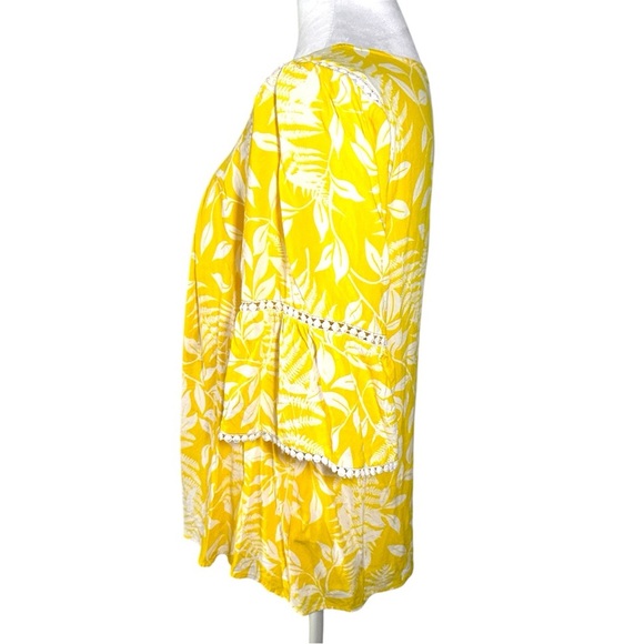 🌺 5 X 25 🌺Adrienne Vittadini Yellow and White Relaxed Blouse Medium - Picture 2 of 4